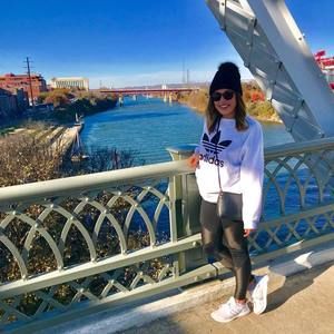 Meet your Posher, Emily